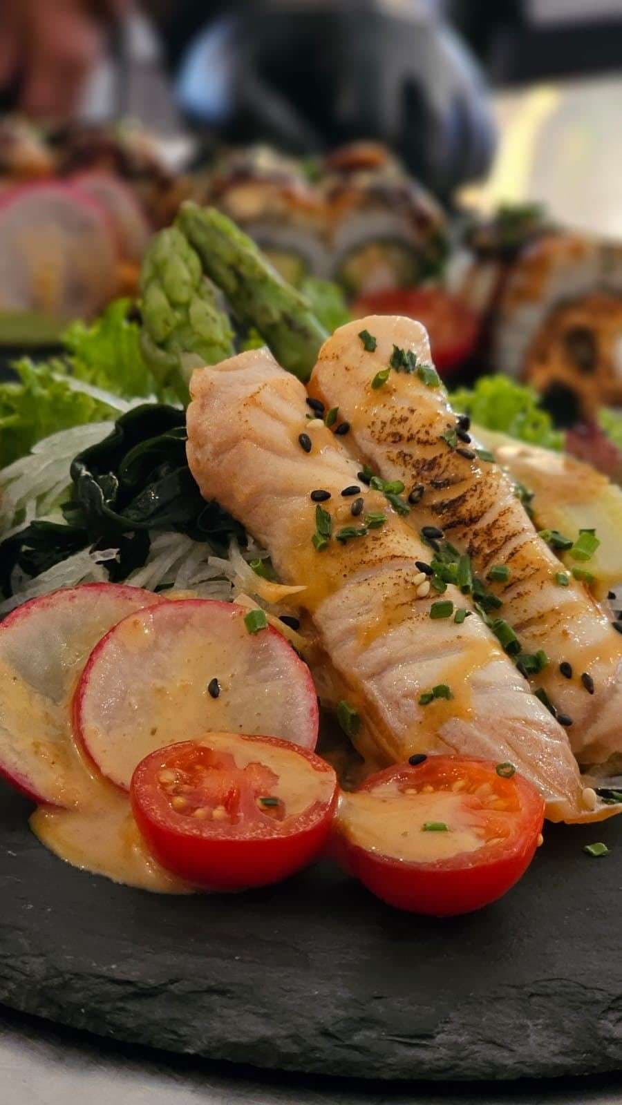 Spargel im Lachsmantel